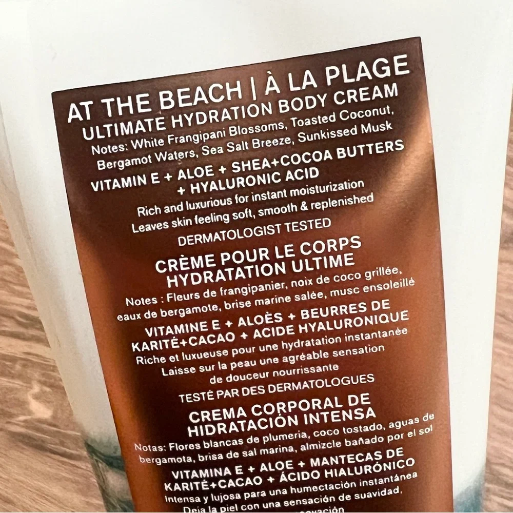 Bath & Body Works AT THE‎ BEACH 2 Piece Set Lot Lotion Body Creme Moisturizer